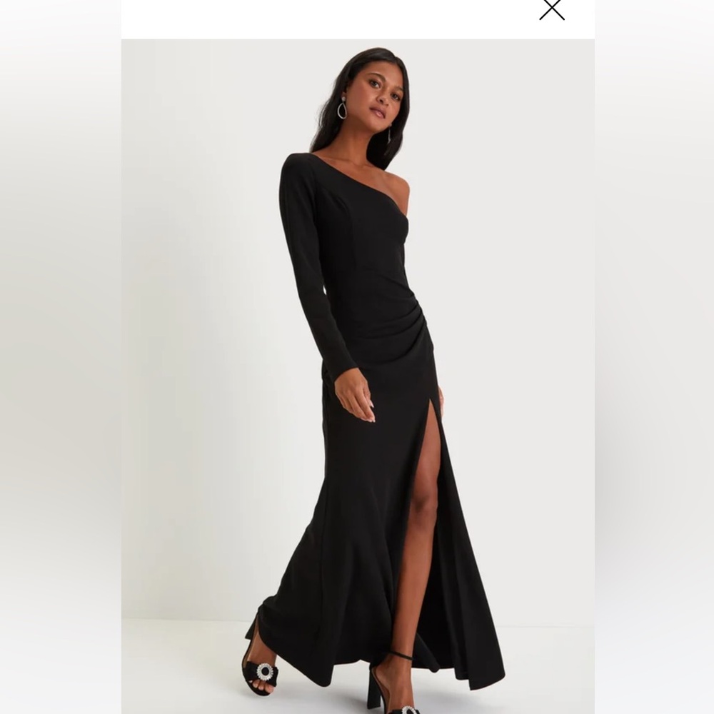 Elegant Black One-Shoulder Dress